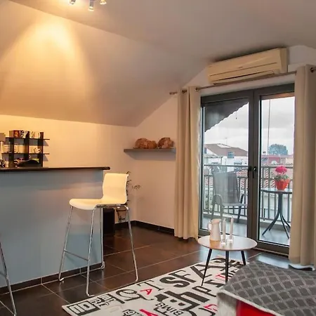 Apartman Modern Close To Milos Ton Xotikon Tríkala